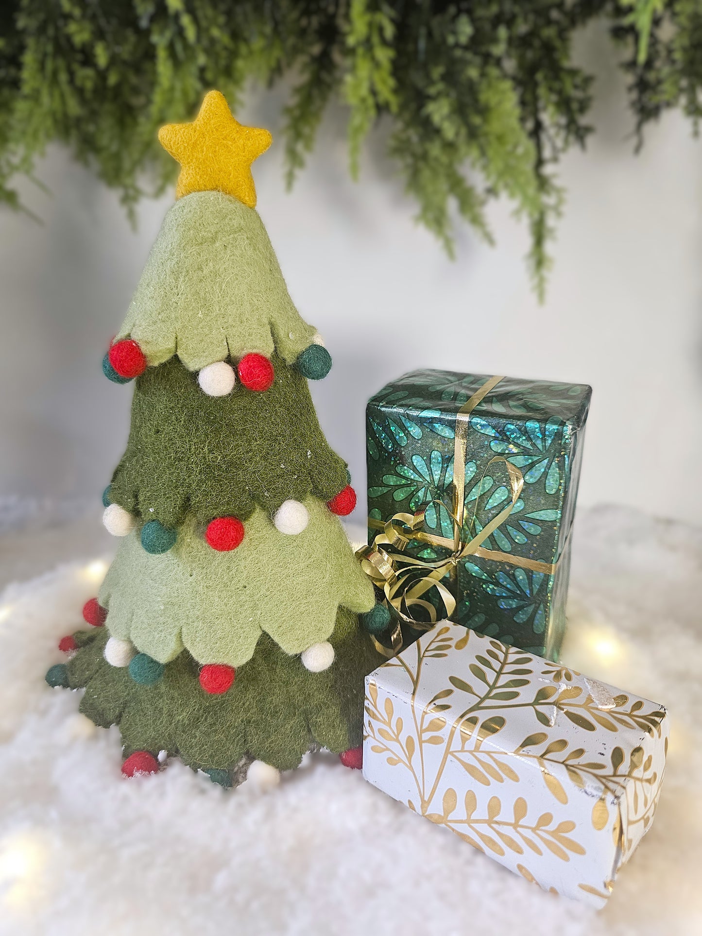PRE-ORDER Decoratie Kerstboom 25 CM