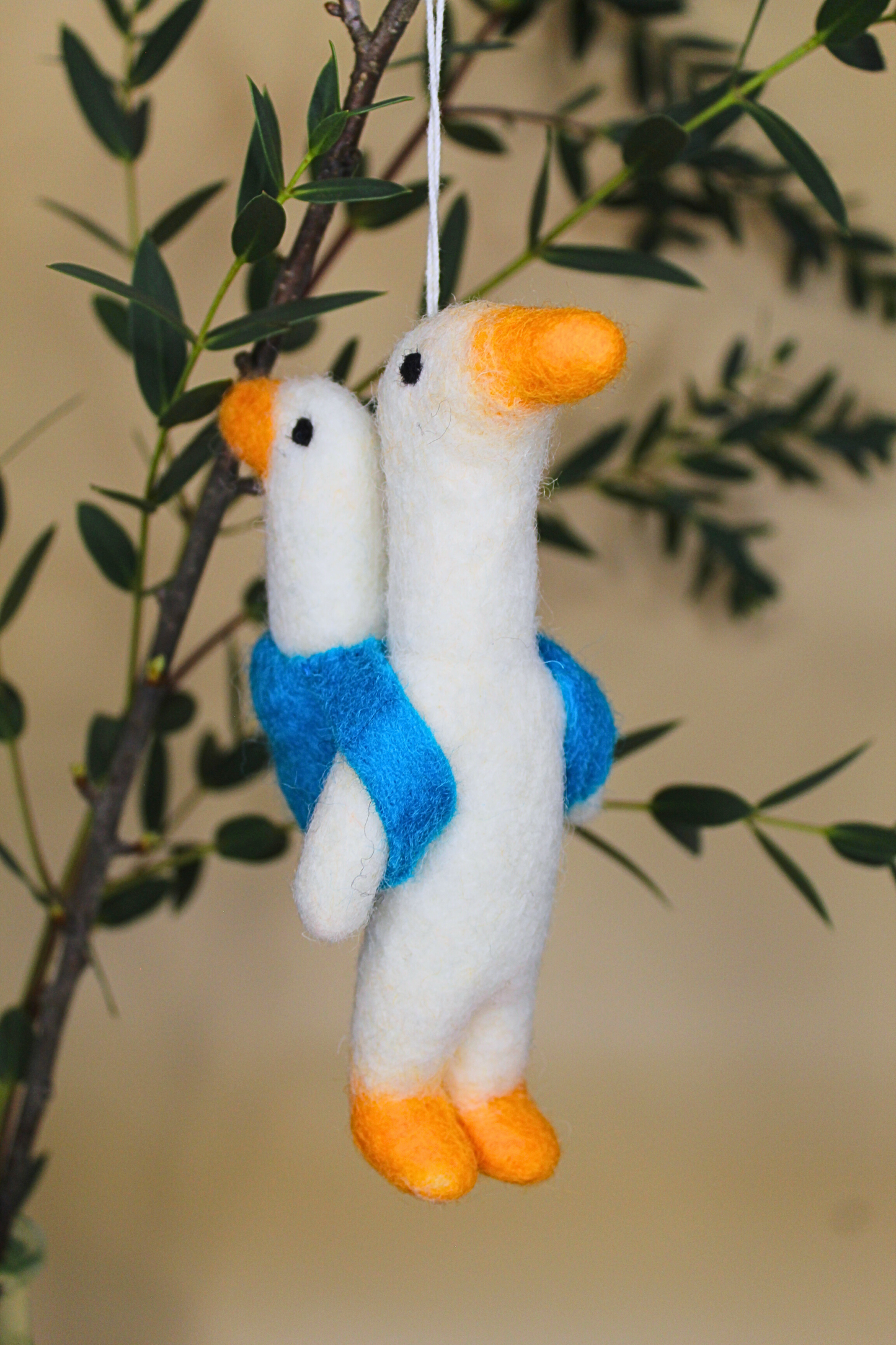 PRE-ORDER Hanger Gans met Baby