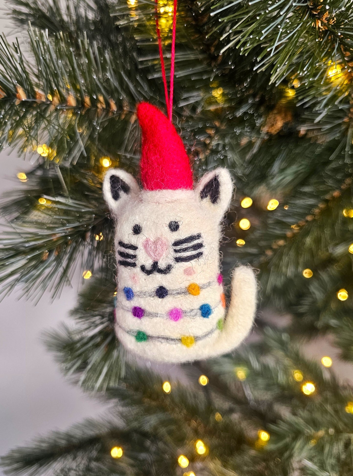 PRE-ORDER Hanger Kat met Kerstlampjes
