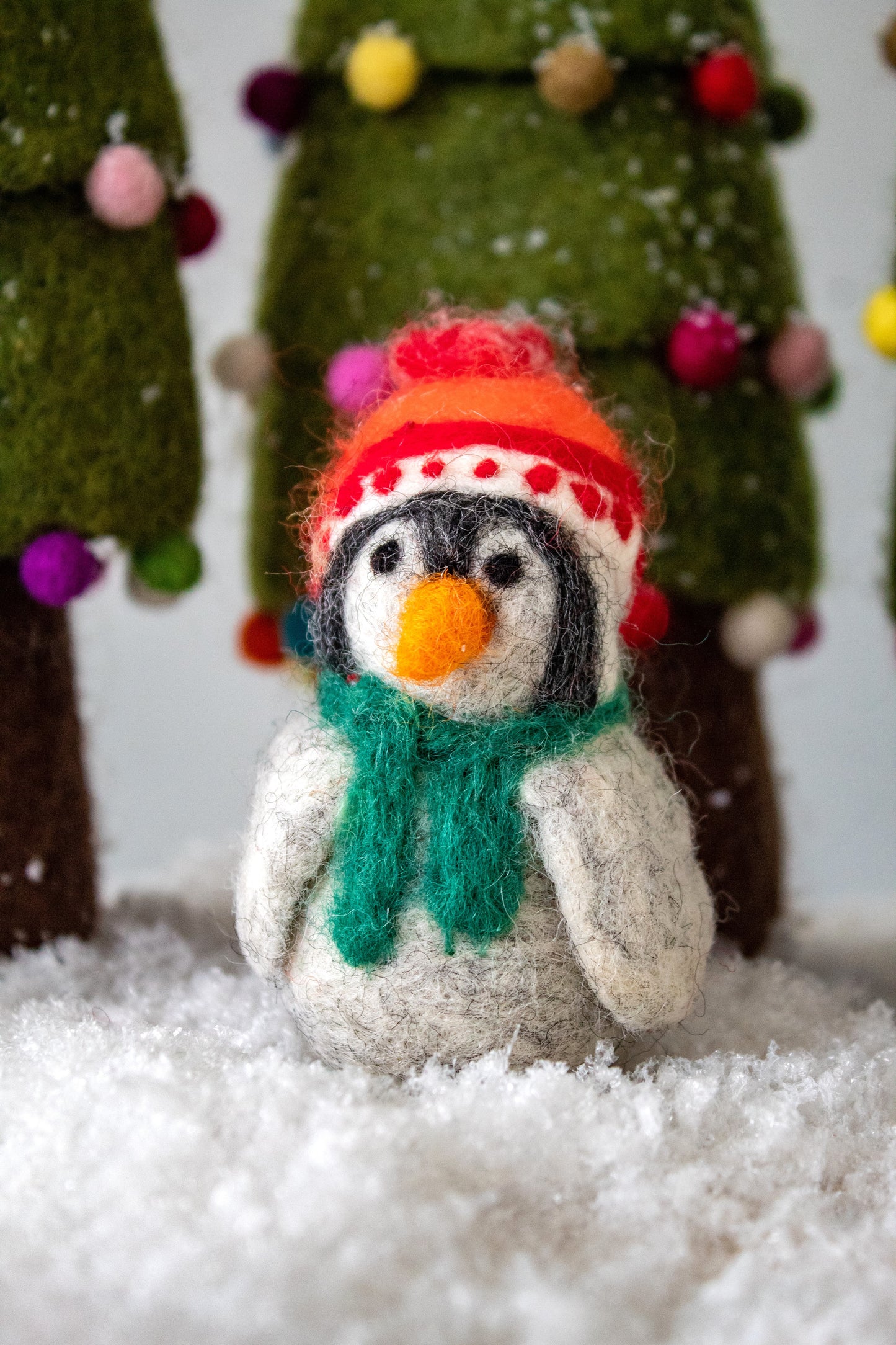 PRE-ORDER Hanger Winter Pinguin Rood